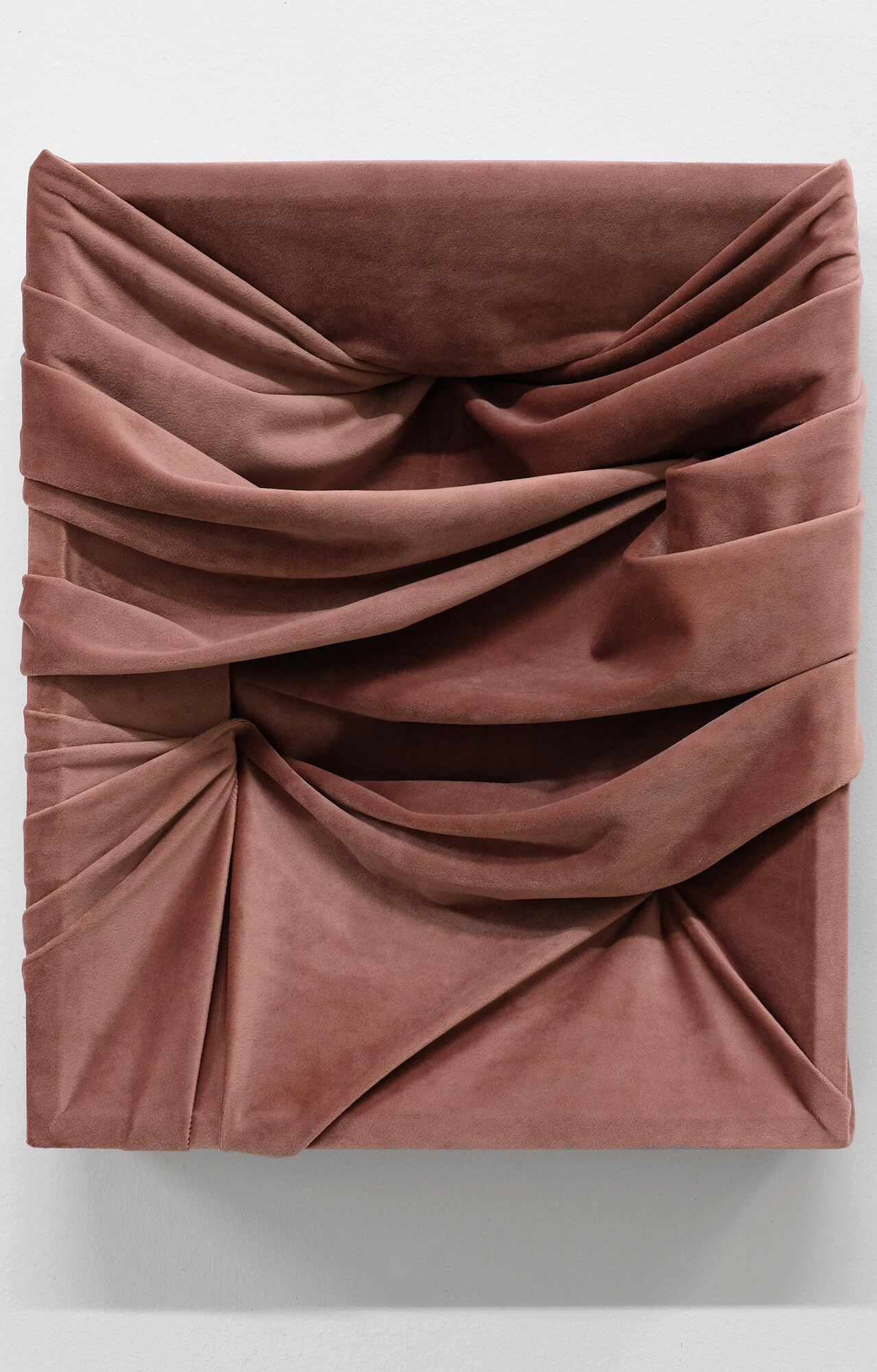 Suvi_Härkönen_Tucked-in_2025_pieni